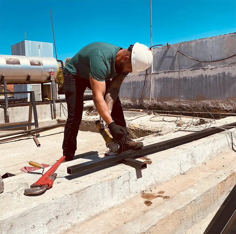Telhadista em Brasília 10 Telhadista em Brasília trabalhando 2